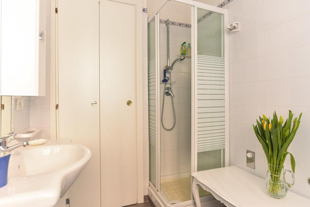 B&B All'Ombra Di San Pietro Rome Exterior photo