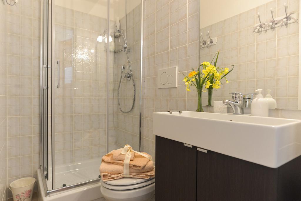 B&B All'Ombra Di San Pietro Rome Exterior photo